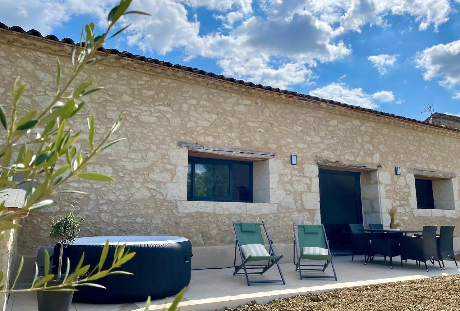 הוילה Leboulin Batisse Au Coeur Du Gers